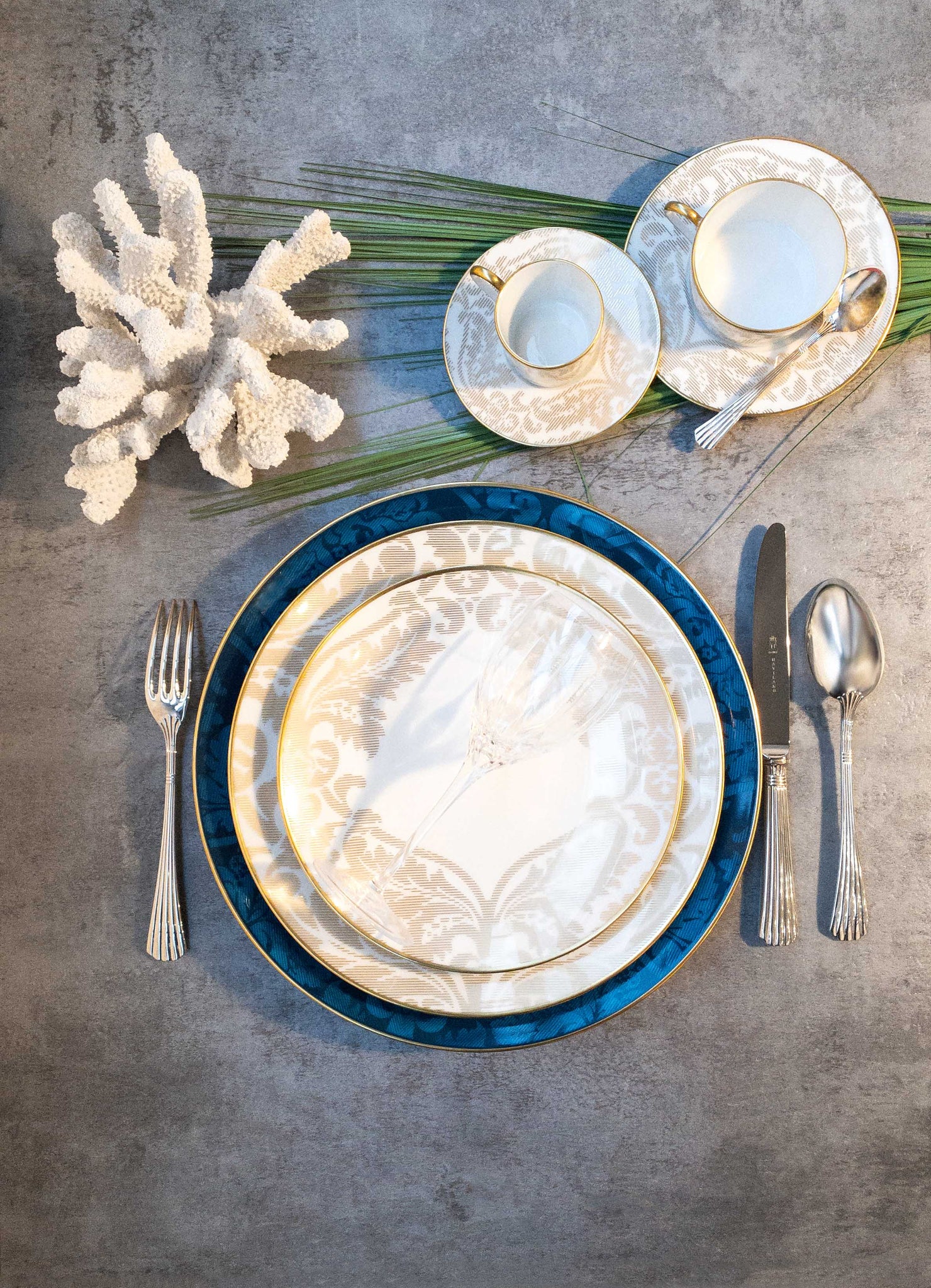 Damassé blue Ritz Paris bread and butter plate - Thumbnail 2