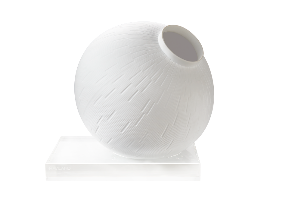 Infini Sphere Vase Optical Glass Base